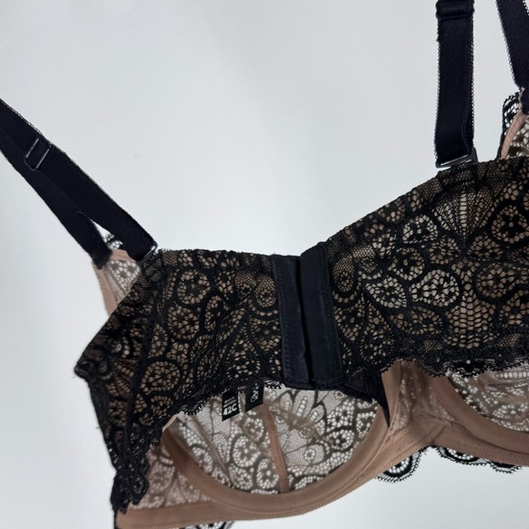 Torrid Curve  Balconette Unlined Bra nwot 42C - Picture 4 of 4